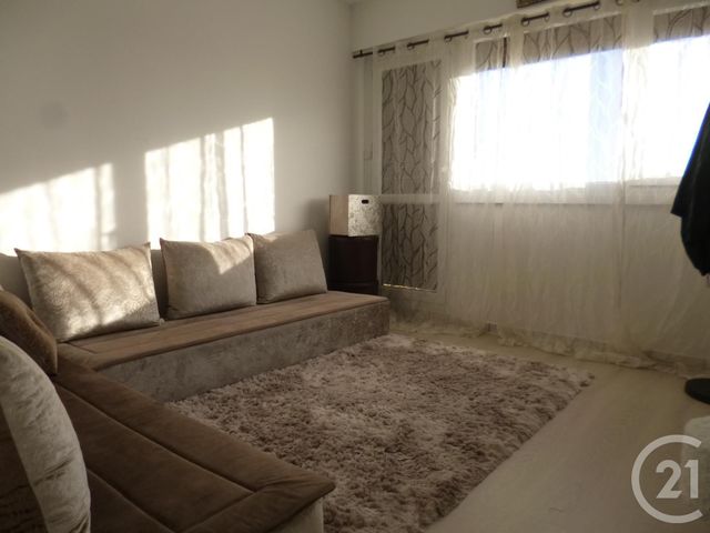 Afficher la photo en grand appartement à vendre - 3 pièces - 63.0 m2 - PONTOISE - 95 - ILE-DE-FRANCE - Century 21 Osmose