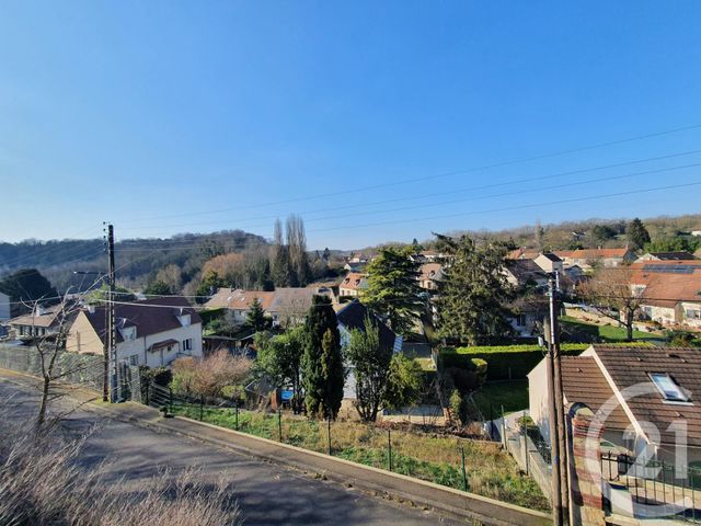 Afficher la photo en grand Appartement F4 à vendre - 4 pièces - 64.01 m2 - CHAMPAGNE SUR OISE - 95 - ILE-DE-FRANCE - Century 21 Osmose