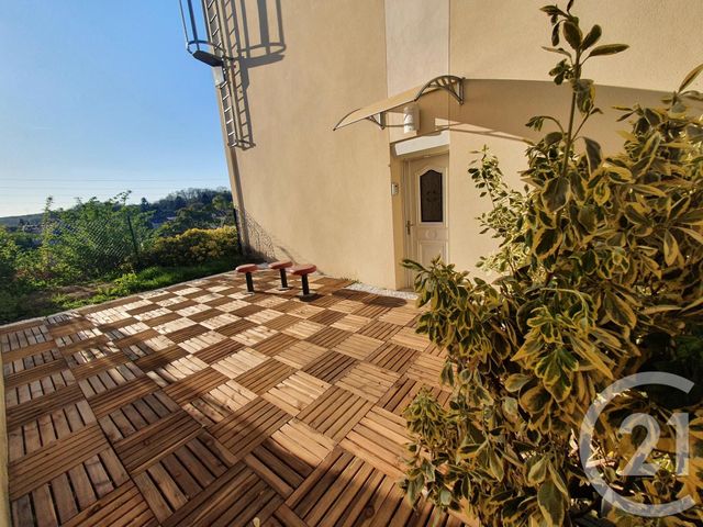 Afficher la photo en grand Appartement F4 à vendre - 4 pièces - 64.01 m2 - CHAMPAGNE SUR OISE - 95 - ILE-DE-FRANCE - Century 21 Osmose