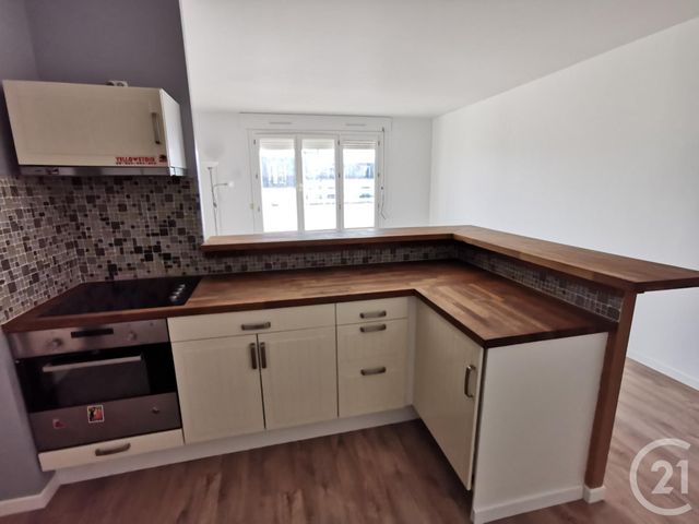 Afficher la photo en grand Appartement F4 à vendre - 5 pièces - 98.16 m2 - PONTOISE - 95 - ILE-DE-FRANCE - Century 21 Osmose