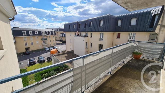 Afficher la photo en grand Appartement F4 à vendre - 4 pièces - 89.2 m2 - PONTOISE - 95 - ILE-DE-FRANCE - Century 21 Osmose
