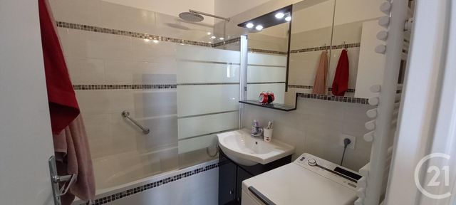 Appartement F3 à vendre - 3 pièces - 64.65 m2 - PONTOISE - 95 - ILE-DE-FRANCE - Century 21 Osmose Appartement F3 à vendre - 3 pièces - 64.65 m2 - PONTOISE - 95 - ILE-DE-FRANCE - Century 21 Osmose
