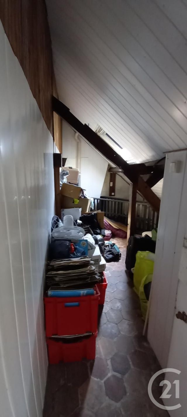Afficher la photo en grand Appartement F1 à vendre - 1 pièce - 23.3 m2 - PONTOISE - 95 - ILE-DE-FRANCE - Century 21 Osmose