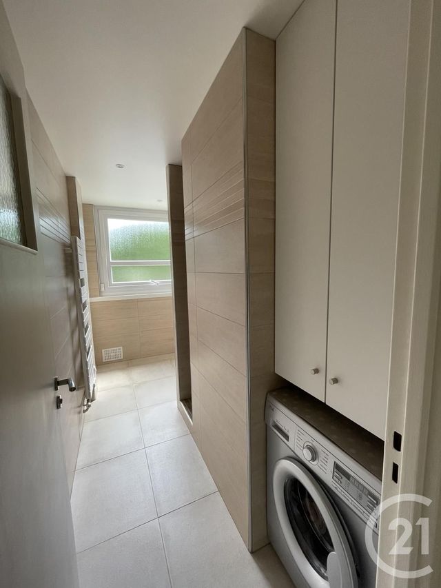 Afficher la photo en grand Appartement F4 à vendre - 4 pièces - 75.02 m2 - PONTOISE - 95 - ILE-DE-FRANCE - Century 21 Osmose