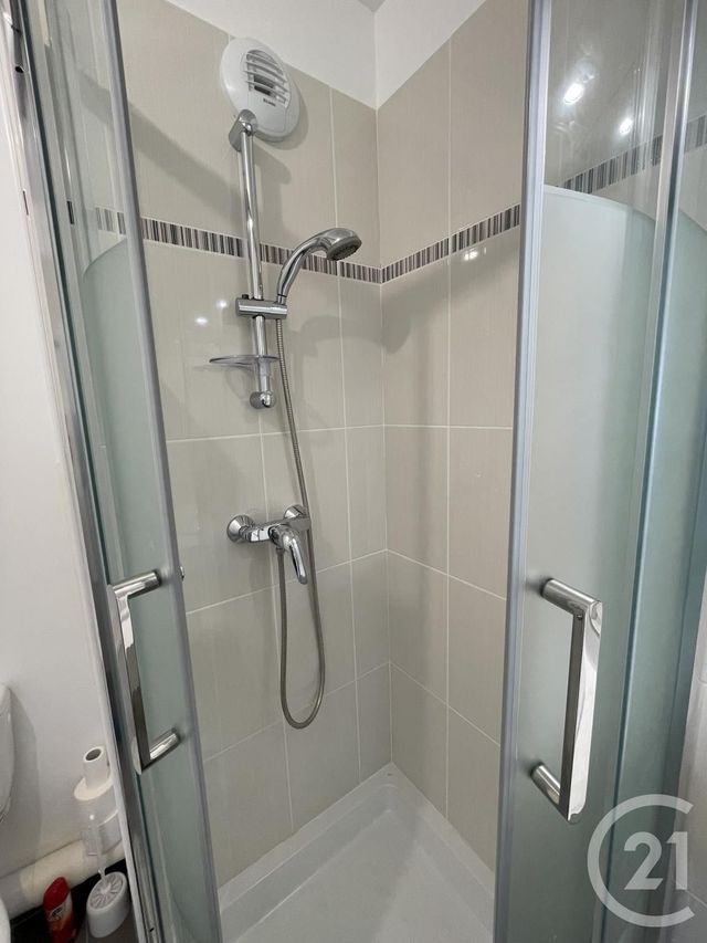 Afficher la photo en grand appartement à vendre - 2 pièces - 39.68 m2 - PONTOISE - 95 - ILE-DE-FRANCE - Century 21 Osmose