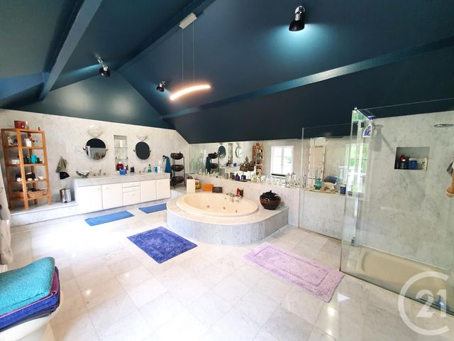 Afficher la photo en grand maison à vendre - 10 pièces - 416.33 m2 - AUVERS SUR OISE - 95 - ILE-DE-FRANCE - Century 21 Osmose