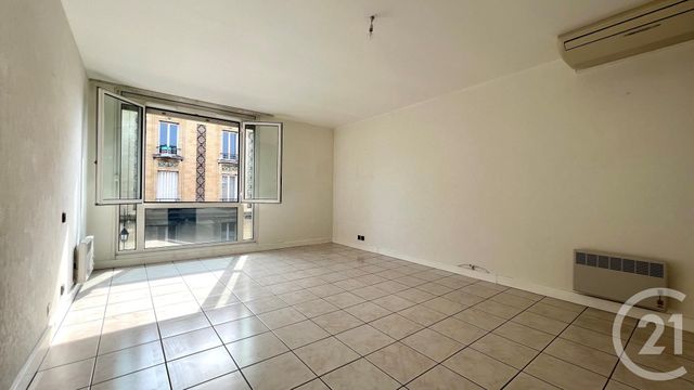 Appartement F2 à vendre - 2 pièces - 71.87 m2 - PONTOISE - 95 - ILE-DE-FRANCE - Century 21 Osmose