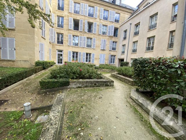 Appartement F2 à louer - 2 pièces - 39.1 m2 - PONTOISE - 95 - ILE-DE-FRANCE - Century 21 Osmose