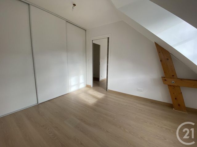 Appartement F2 à louer - 2 pièces - 39.1 m2 - PONTOISE - 95 - ILE-DE-FRANCE - Century 21 Osmose