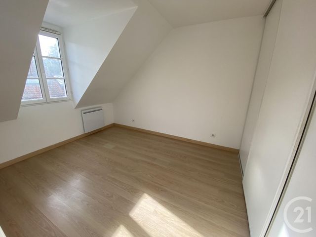 Appartement F2 à louer - 2 pièces - 39.1 m2 - PONTOISE - 95 - ILE-DE-FRANCE - Century 21 Osmose