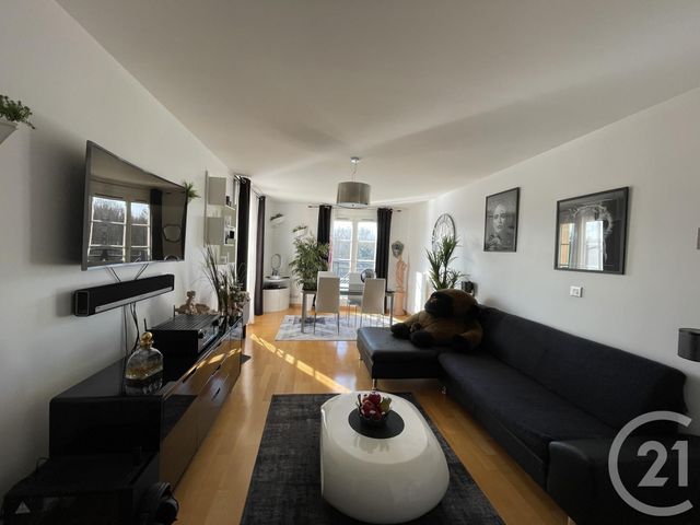 Appartement F2 à vendre - 2 pièces - 61.54 m2 - PONTOISE - 95 - ILE-DE-FRANCE - Century 21 Osmose