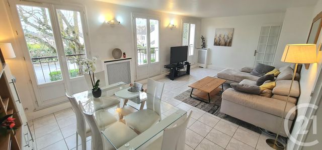Appartement F4 à vendre - 4 pièces - 74.0 m2 - PONTOISE - 95 - ILE-DE-FRANCE - Century 21 Osmose