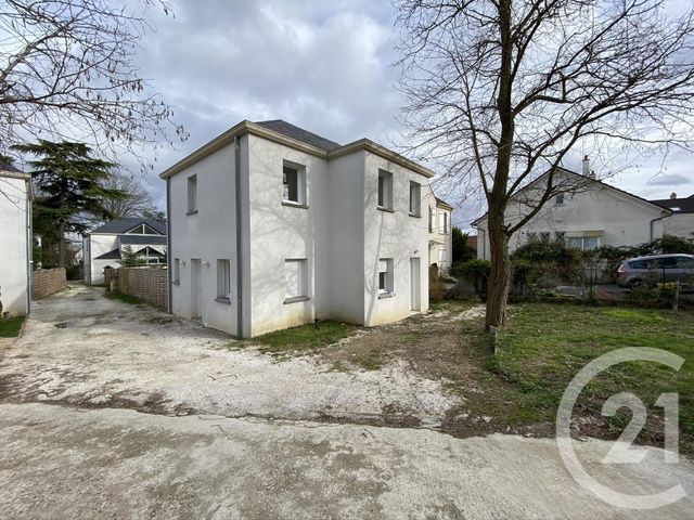 maison à louer - 6 pièces - 140.0 m2 - PONTOISE - 95 - ILE-DE-FRANCE - Century 21 Osmose