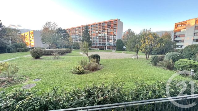 Appartement F2 à vendre - 2 pièces - 47.82 m2 - PONTOISE - 95 - ILE-DE-FRANCE - Century 21 Osmose