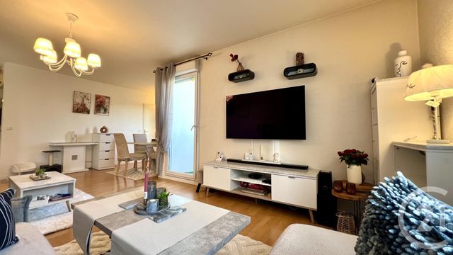 Appartement F4 à vendre - 4 pièces - 83.5 m2 - PONTOISE - 95 - ILE-DE-FRANCE - Century 21 Osmose