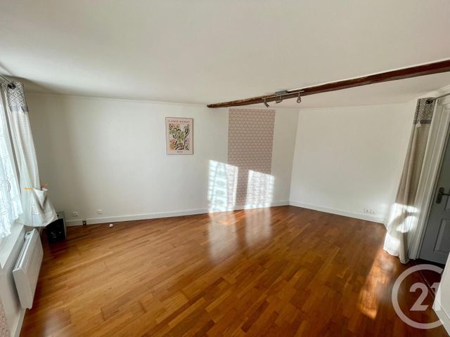 Appartement à vendre - 2 pièces - 61.0 m2 - PONTOISE - 95 - ILE-DE-FRANCE - Century 21 Osmose