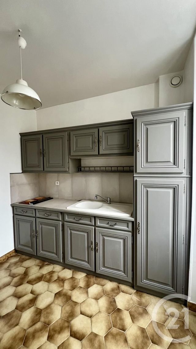 Appartement F2 à vendre - 2 pièces - 32.36 m2 - PONTOISE - 95 - ILE-DE-FRANCE - Century 21 Osmose