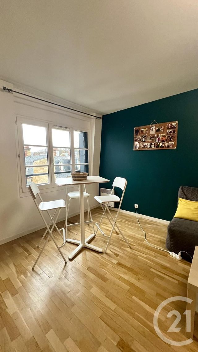 Afficher la photo en grand Appartement F2 à vendre - 2 pièces - 45.85 m2 - PONTOISE - 95 - ILE-DE-FRANCE - Century 21 Osmose