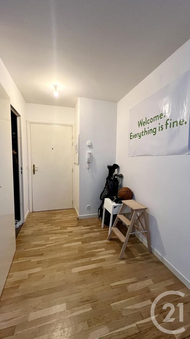 Afficher la photo en grand Appartement F2 à vendre - 2 pièces - 45.85 m2 - PONTOISE - 95 - ILE-DE-FRANCE - Century 21 Osmose