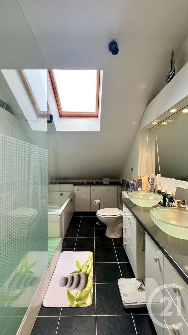 Appartement F5 à vendre - 5 pièces - 90.21 m2 - ST OUEN L AUMONE - 95 - ILE-DE-FRANCE - Century 21 Osmose