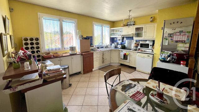 Appartement F5 à vendre - 5 pièces - 90.21 m2 - ST OUEN L AUMONE - 95 - ILE-DE-FRANCE - Century 21 Osmose