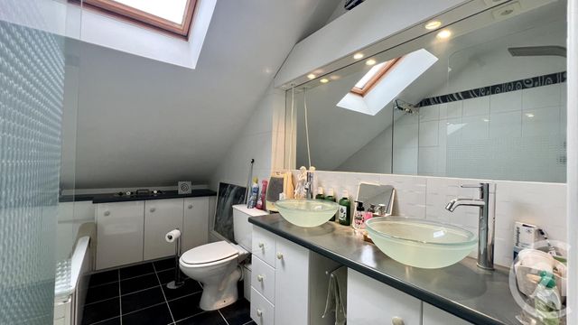 Appartement F5 à vendre - 5 pièces - 90.21 m2 - ST OUEN L AUMONE - 95 - ILE-DE-FRANCE - Century 21 Osmose