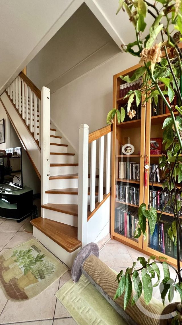 Appartement F5 à vendre - 5 pièces - 90.21 m2 - ST OUEN L AUMONE - 95 - ILE-DE-FRANCE - Century 21 Osmose