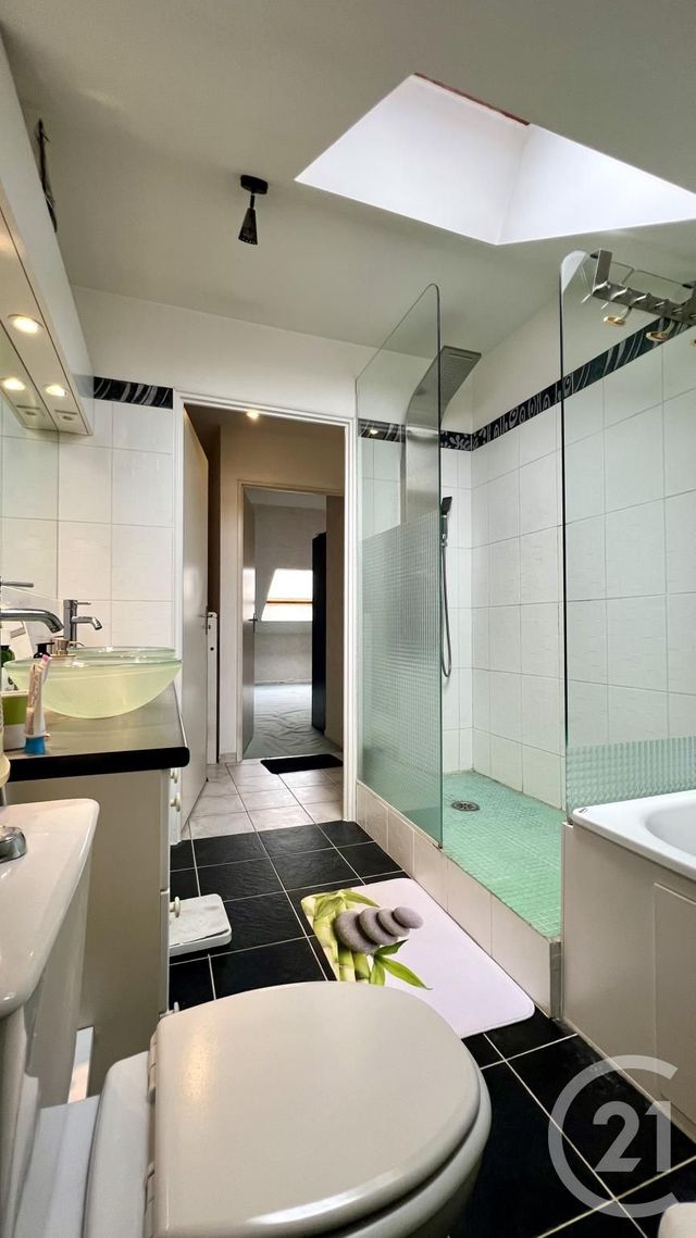 Appartement F5 à vendre - 5 pièces - 90.21 m2 - ST OUEN L AUMONE - 95 - ILE-DE-FRANCE - Century 21 Osmose