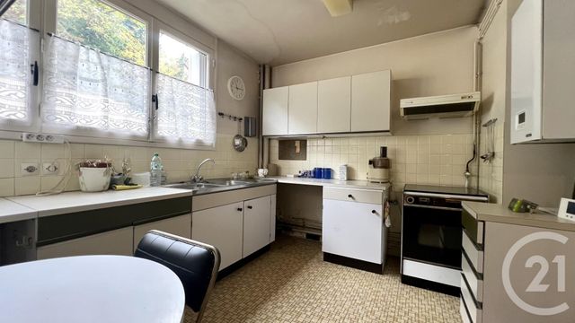 Appartement T4 à vendre - 4 pièces - 91.1 m2 - PONTOISE - 95 - ILE-DE-FRANCE - Century 21 Osmose