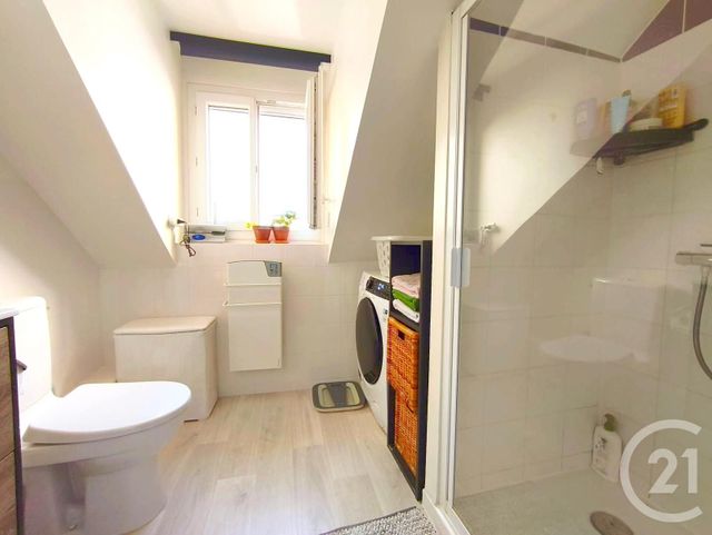 Appartement F3 à vendre - 3 pièces - 79.53 m2 - PONTOISE - 95 - ILE-DE-FRANCE - Century 21 Osmose