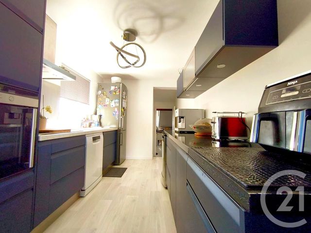 Appartement F3 à vendre - 3 pièces - 79.53 m2 - PONTOISE - 95 - ILE-DE-FRANCE - Century 21 Osmose