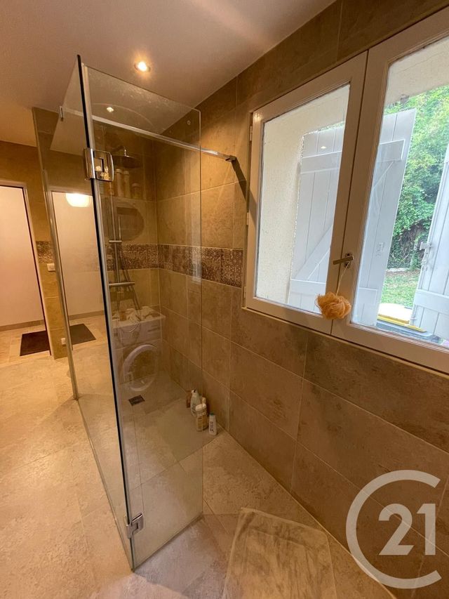 Afficher la photo en grand maison à vendre - 7 pièces - 139.24 m2 - AUVERS SUR OISE - 95 - ILE-DE-FRANCE - Century 21 Osmose