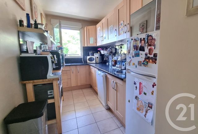 Afficher la photo en grand Appartement F3 à vendre - 3 pièces - 75.74 m2 - ST OUEN L AUMONE - 95 - ILE-DE-FRANCE - Century 21 Osmose