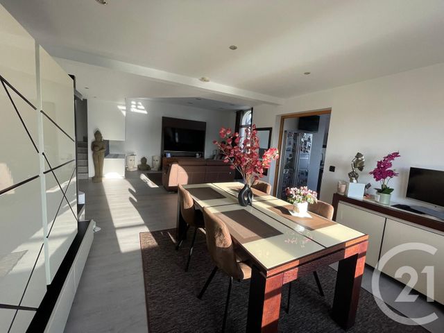 Appartement à vendre - 6 pièces - 162.08 m2 - PONTOISE - 95 - ILE-DE-FRANCE - Century 21 Osmose