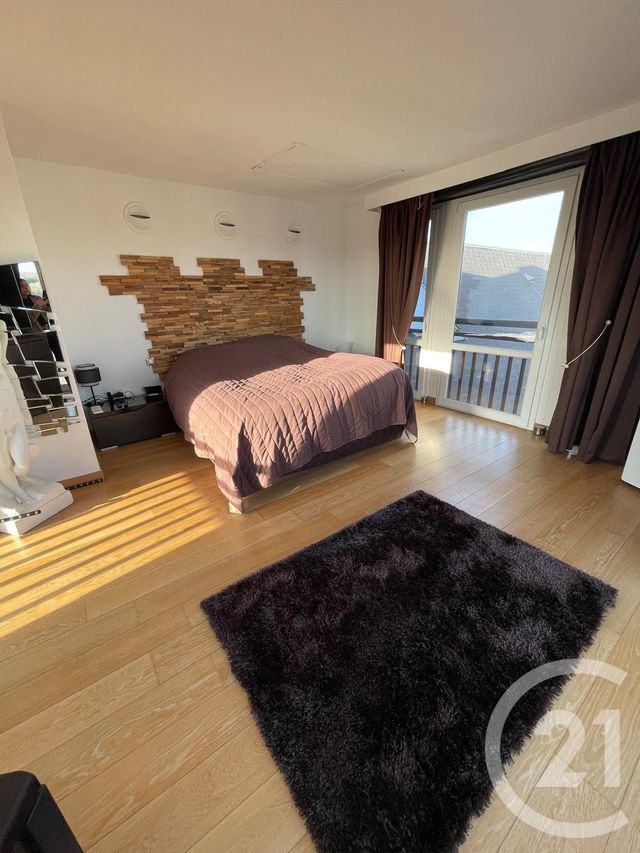 Appartement à vendre - 6 pièces - 162.08 m2 - PONTOISE - 95 - ILE-DE-FRANCE - Century 21 Osmose