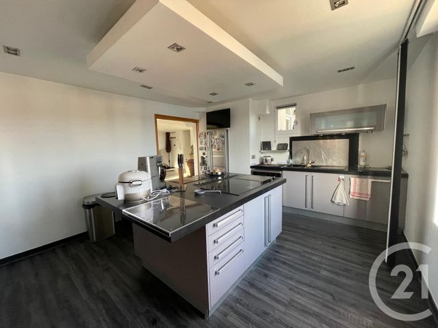 Appartement à vendre - 6 pièces - 162.08 m2 - PONTOISE - 95 - ILE-DE-FRANCE - Century 21 Osmose