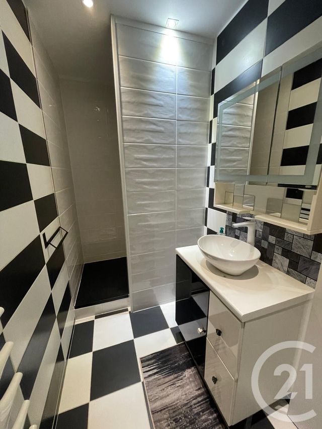 Appartement à vendre - 6 pièces - 162.08 m2 - PONTOISE - 95 - ILE-DE-FRANCE - Century 21 Osmose