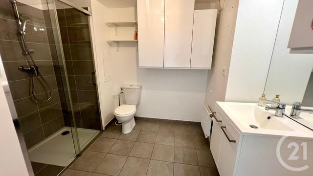 Afficher la photo en grand Appartement Duplex à vendre - 4 pièces - 79.4 m2 - PONTOISE - 95 - ILE-DE-FRANCE - Century 21 Osmose