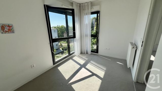 Afficher la photo en grand Appartement Duplex à vendre - 4 pièces - 79.4 m2 - PONTOISE - 95 - ILE-DE-FRANCE - Century 21 Osmose