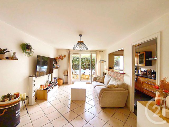 Appartement F3 à vendre - 3 pièces - 64.75 m2 - ERAGNY SUR OISE - 95 - ILE-DE-FRANCE - Century 21 Osmose