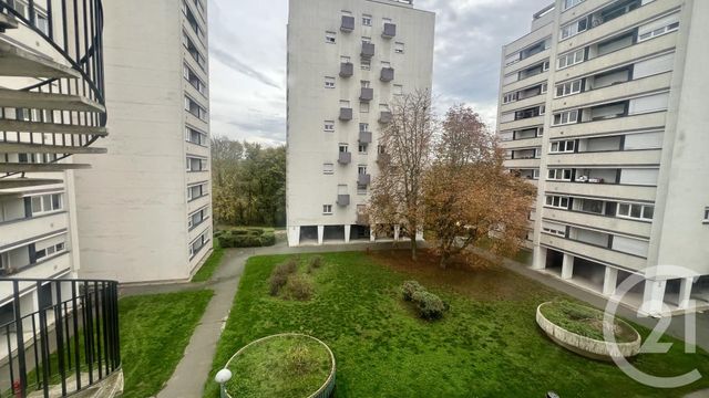 Appartement F3 à vendre - 3 pièces - 67.87 m2 - PONTOISE - 95 - ILE-DE-FRANCE - Century 21 Osmose