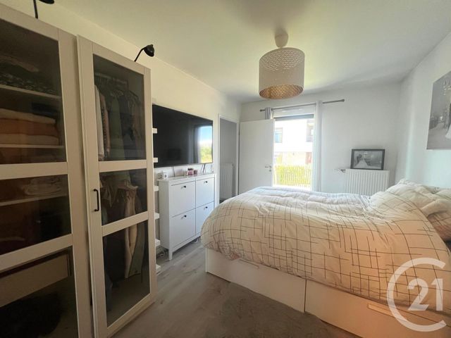Appartement T2 à vendre - 2 pièces - 41.72 m2 - PONTOISE - 95 - ILE-DE-FRANCE - Century 21 Osmose