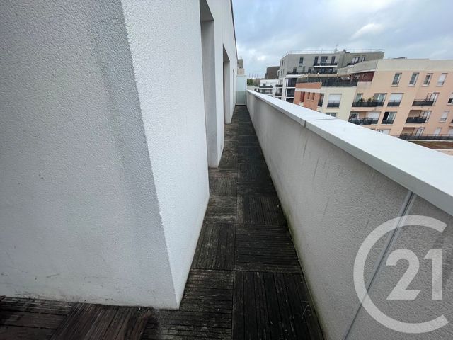 Appartement F3 à vendre - 3 pièces - 61.07 m2 - PONTOISE - 95 - ILE-DE-FRANCE - Century 21 Osmose