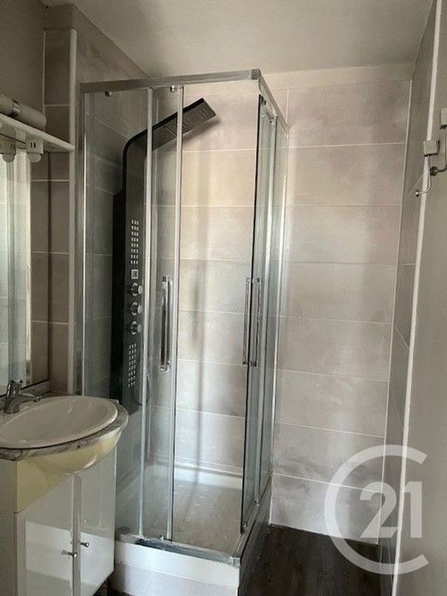 Appartement F3 à vendre - 3 pièces - 63.6 m2 - PONTOISE - 95 - ILE-DE-FRANCE - Century 21 Osmose