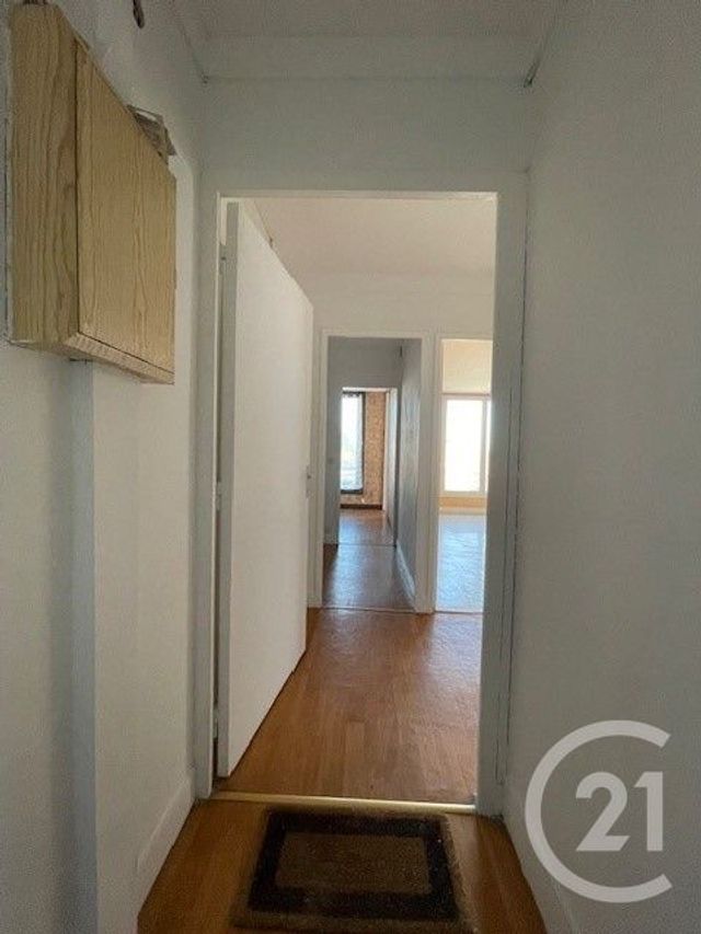 Appartement F3 à vendre - 3 pièces - 63.6 m2 - PONTOISE - 95 - ILE-DE-FRANCE - Century 21 Osmose