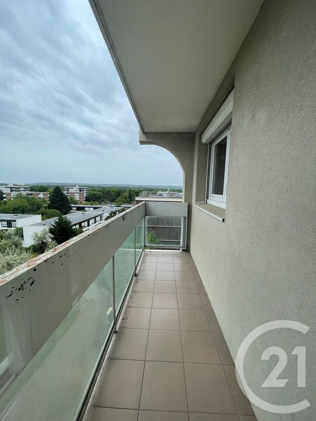 Appartement F3 à vendre - 3 pièces - 67.87 m2 - PONTOISE - 95 - ILE-DE-FRANCE - Century 21 Osmose