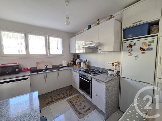 Appartement F4 à vendre - 4 pièces - 76.0 m2 - PONTOISE - 95 - ILE-DE-FRANCE - Century 21 Osmose