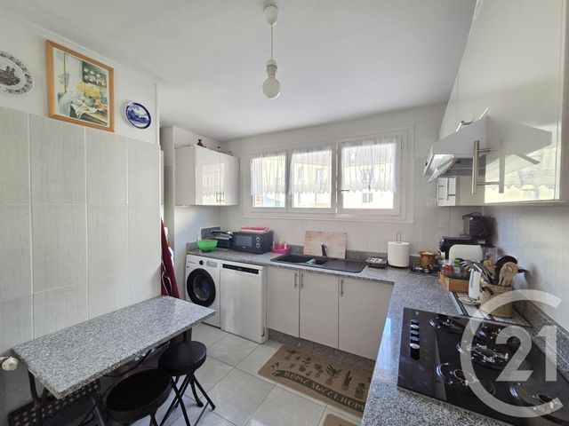 Appartement F4 à vendre - 4 pièces - 76.0 m2 - PONTOISE - 95 - ILE-DE-FRANCE - Century 21 Osmose