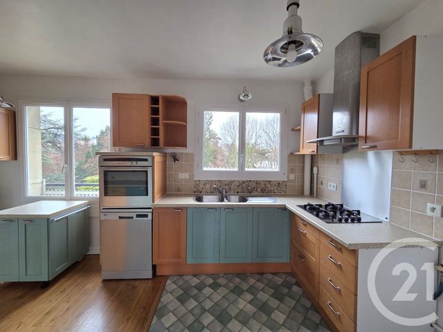 Appartement F4 à vendre - 4 pièces - 86.05 m2 - PONTOISE - 95 - ILE-DE-FRANCE - Century 21 Osmose