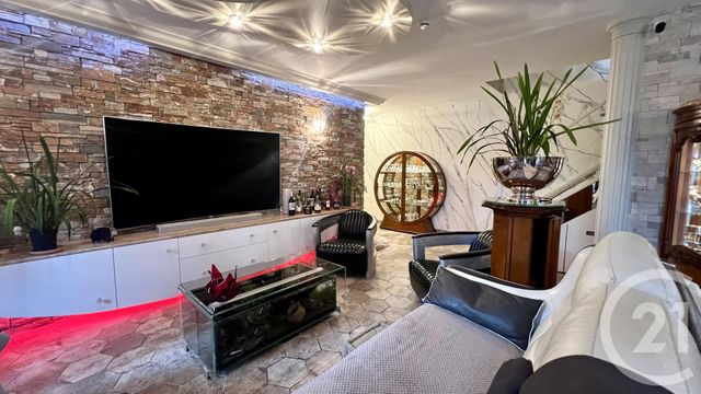 Appartement F5 à vendre - 5 pièces - 102.18 m2 - ST OUEN L AUMONE - 95 - ILE-DE-FRANCE - Century 21 Osmose